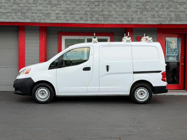 2017 Nissan NV200 S