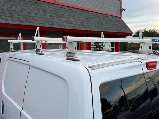 2017 Nissan NV200 S