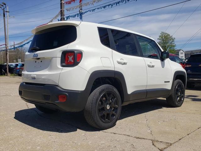 2023 Jeep Renegade Latitude 4x4 2023 Jeep Renegade Latitude 4x4