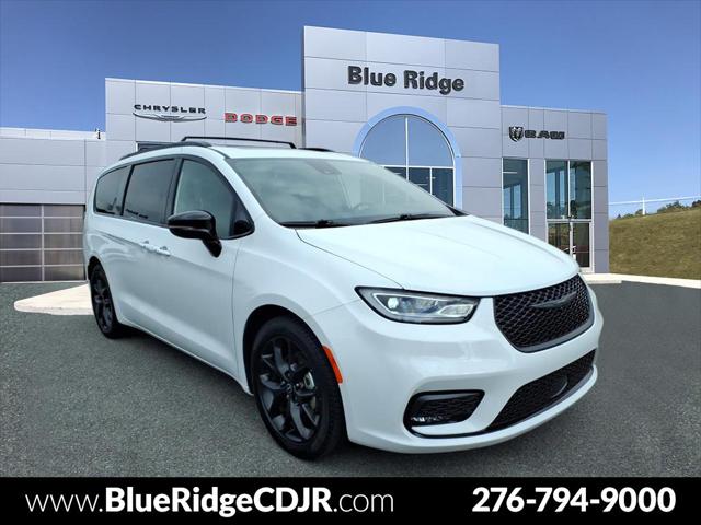 2025 Chrysler Pacifica Limited for sale in Lebanon, VA