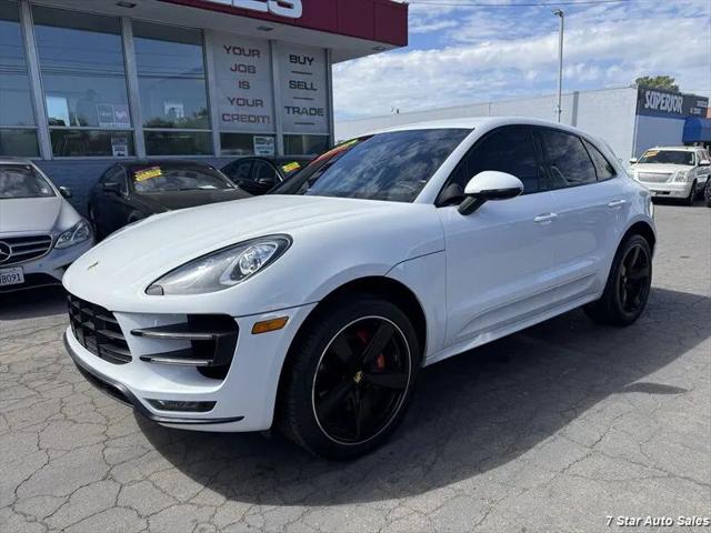 2017 Porsche Macan Turbo