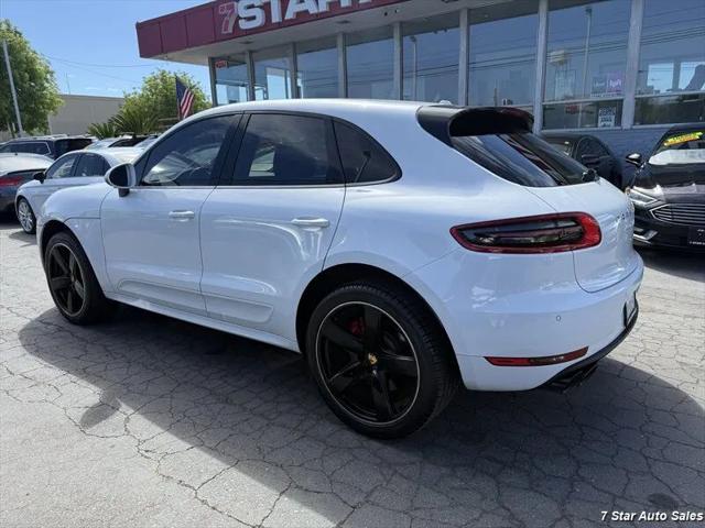 2017 Porsche Macan Turbo