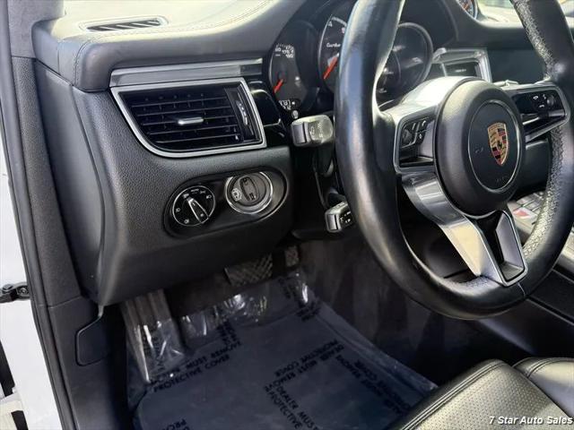 2017 Porsche Macan Turbo