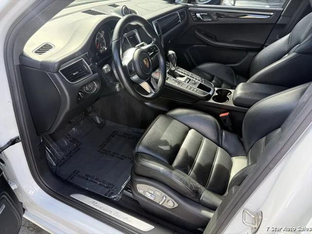 2017 Porsche Macan Turbo
