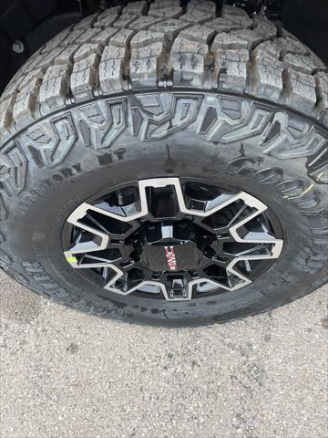 2026 GMC Sierra 2500HD Crew Cab, Standard Bed, AT4X, 4WD