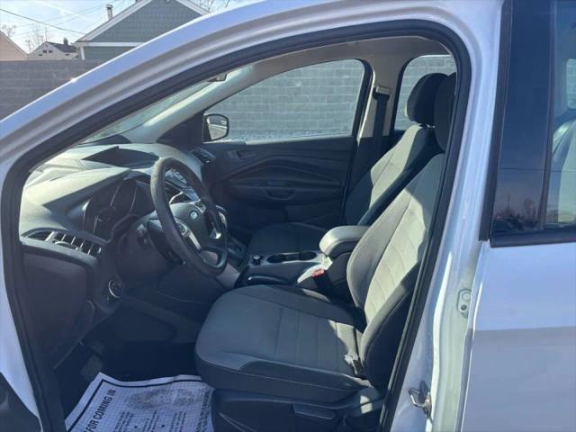 2016 Ford Escape S