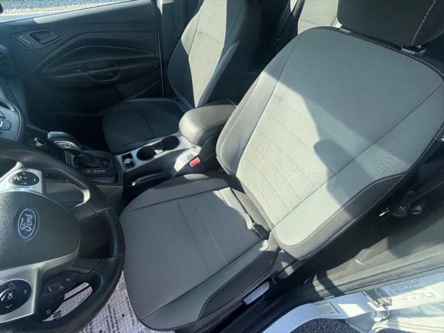 2016 Ford Escape S