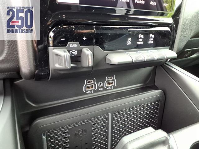 2026 Ram 1500 Lone Star Crew Cab 4x4 5'7" Box