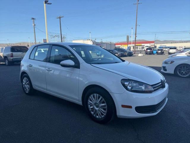 2012 Volkswagen Golf 2.5L 4-Door