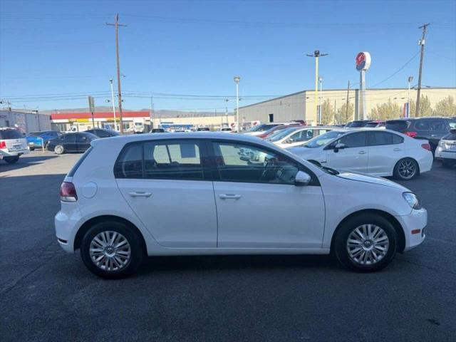 2012 Volkswagen Golf 2.5L 4-Door