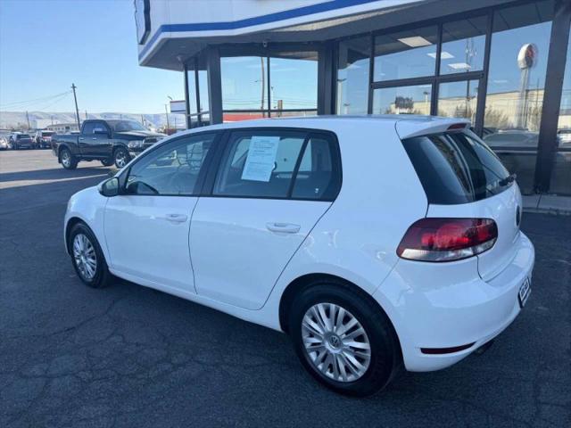 2012 Volkswagen Golf 2.5L 4-Door