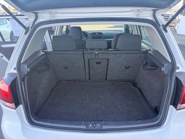 2012 Volkswagen Golf 2.5L 4-Door