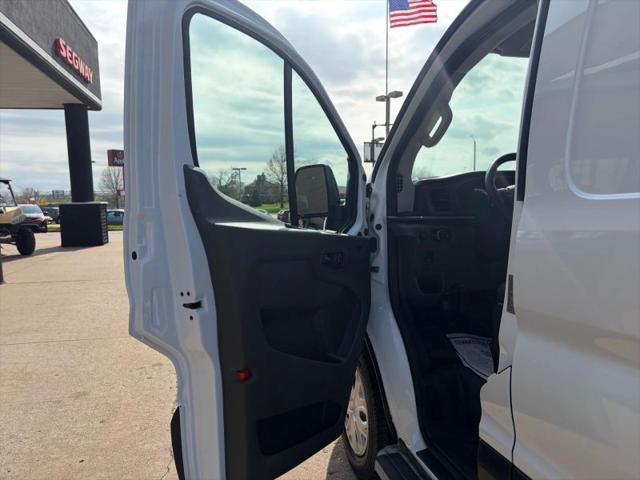 2024 Ford Transit Cargo Van w/RWB