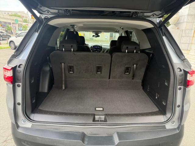 2020 Chevrolet Traverse AWD LT Cloth