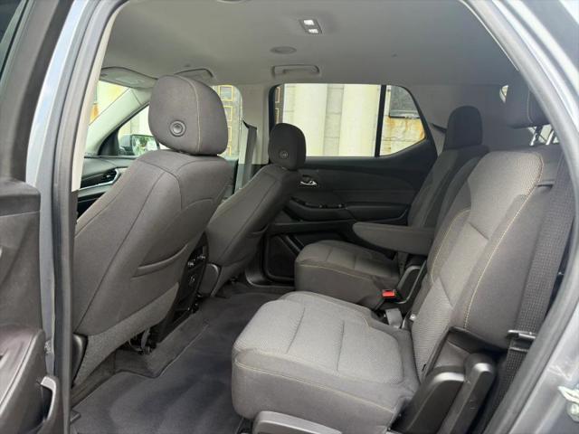 2020 Chevrolet Traverse AWD LT Cloth