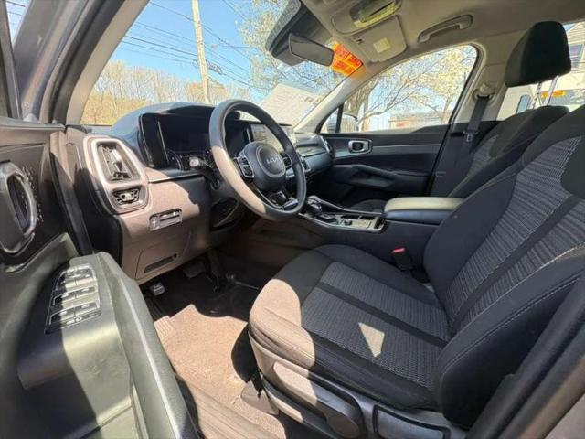2023 Kia Sorento LX