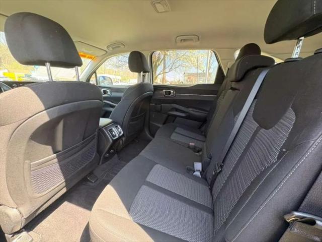 2023 Kia Sorento LX