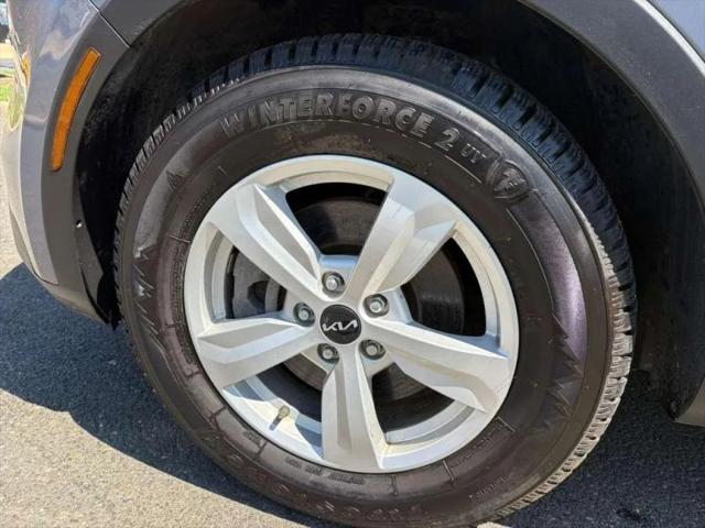 2023 Kia Sorento LX