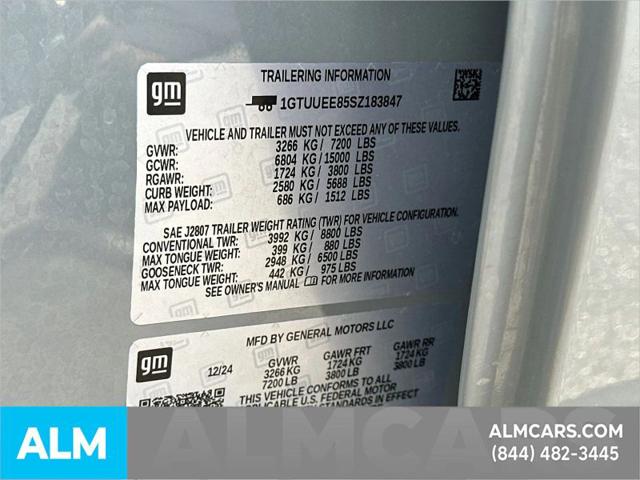 2025 GMC Sierra 1500 4WD Crew Cab Short Box AT4