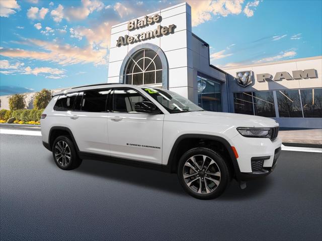 2023 Jeep Grand Cherokee L Altitude 4x4 2023 Jeep Grand Cherokee L Altitude 4x4
