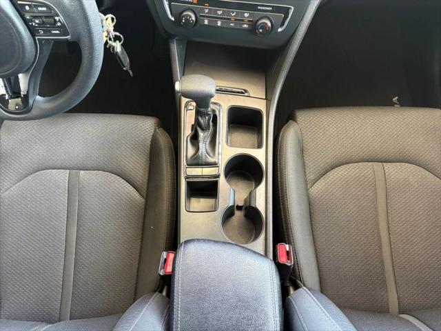 2017 Kia Optima LX