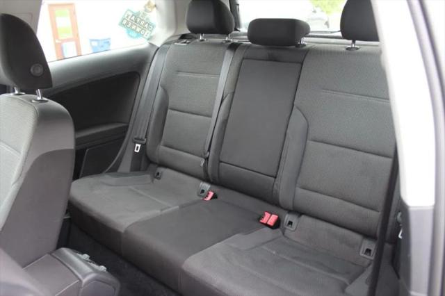 2015 Volkswagen Golf Launch Edition 2-Door