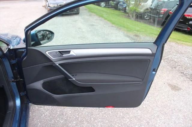 2015 Volkswagen Golf Launch Edition 2-Door