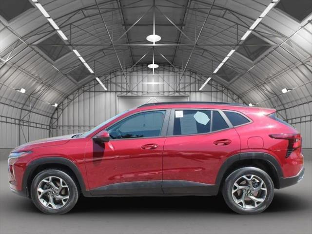 2024 Chevrolet Trax FWD LT