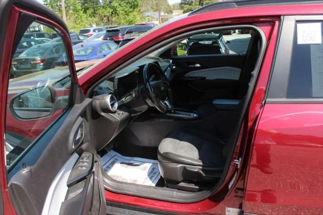2024 Chevrolet Trax FWD LT