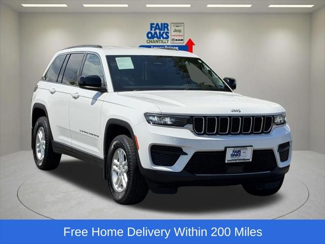 2024 Jeep Grand Cherokee Laredo 4x2 2024 Jeep Grand Cherokee Laredo 4x2
