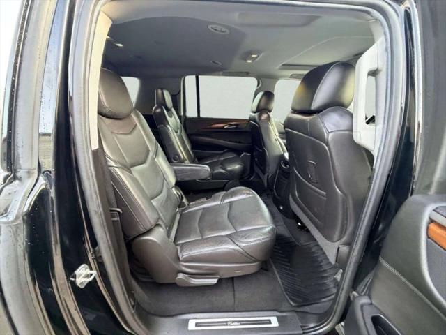 2019 Cadillac Escalade ESV Luxury