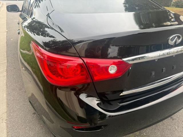2015 INFINITI Q50 Premium