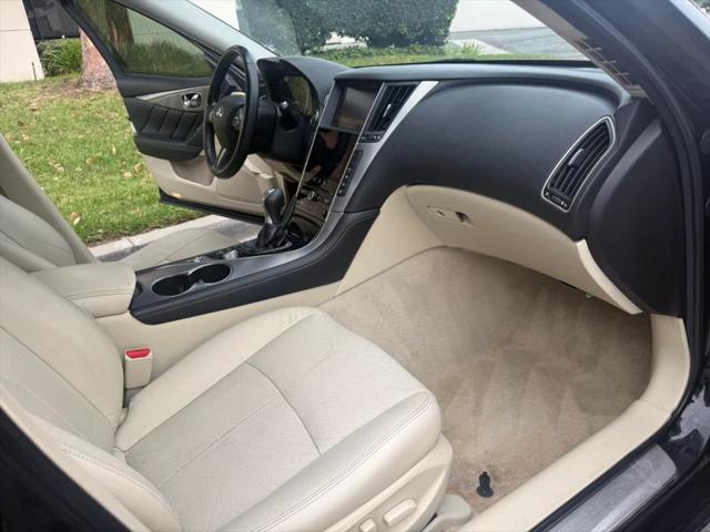 2015 INFINITI Q50 Premium