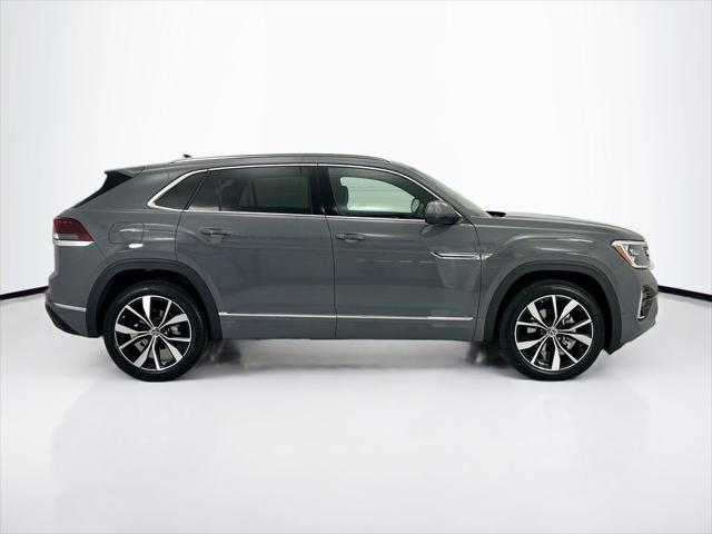2026 Volkswagen Atlas Cross Sport SEL Premium R-Line