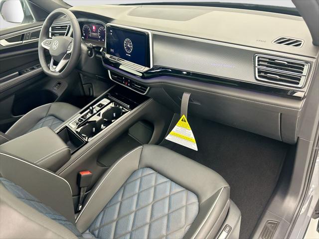 2026 Volkswagen Atlas Cross Sport SEL Premium R-Line