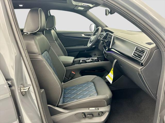 2026 Volkswagen Atlas Cross Sport SEL Premium R-Line