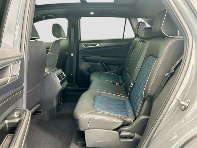 2026 Volkswagen Atlas Cross Sport SEL Premium R-Line