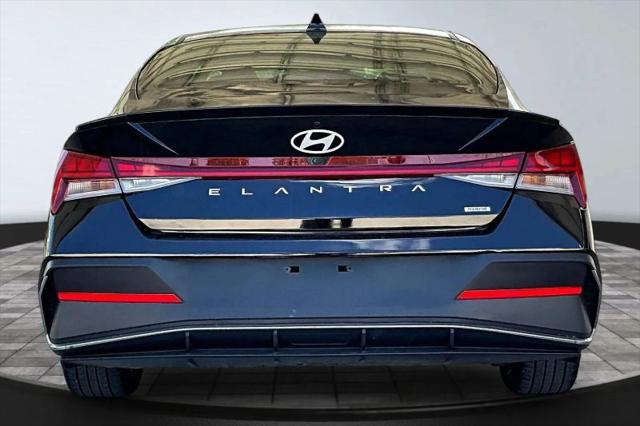 2025 Hyundai Elantra Hybrid SEL Sport