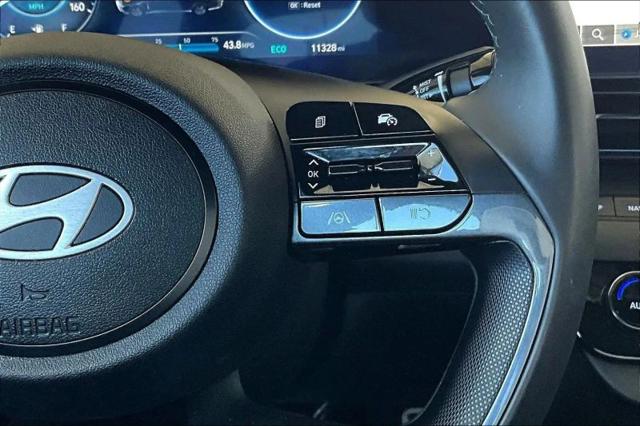 2025 Hyundai Elantra Hybrid SEL Sport