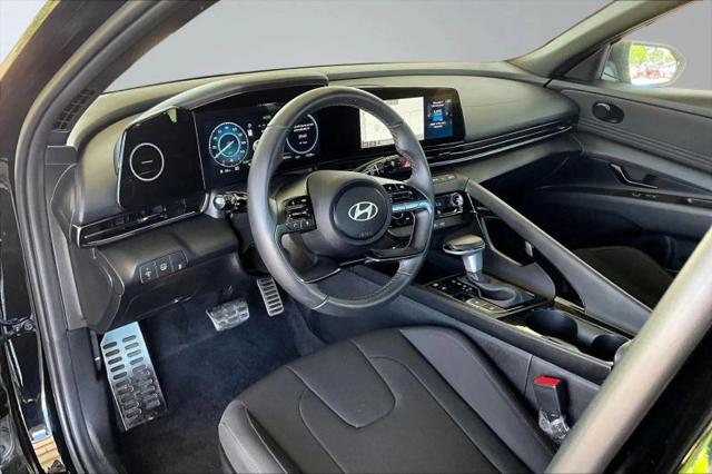 2025 Hyundai Elantra Hybrid SEL Sport