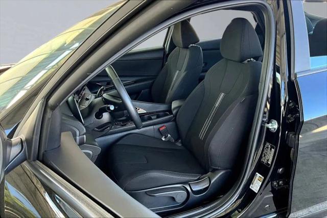 2025 Hyundai Elantra Hybrid SEL Sport