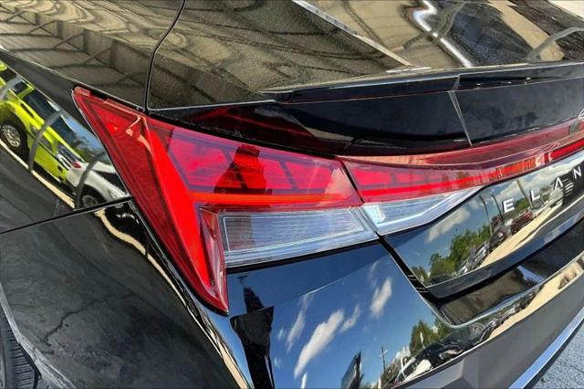 2025 Hyundai Elantra Hybrid SEL Sport