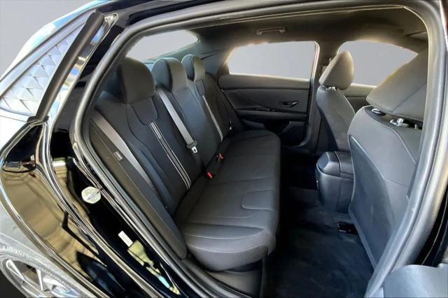 2025 Hyundai Elantra Hybrid SEL Sport
