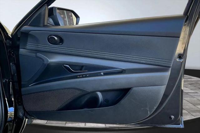 2025 Hyundai Elantra Hybrid SEL Sport
