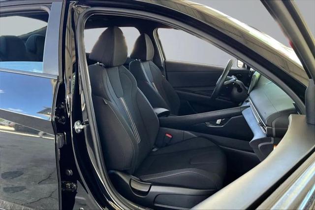 2025 Hyundai Elantra Hybrid SEL Sport