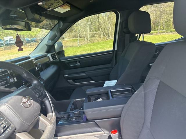 2026 Toyota Tundra SR5 CrewMax 5.5' Bed