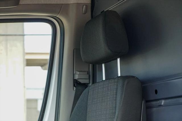 2016 Mercedes-Benz Sprinter 2500 Normal Roof