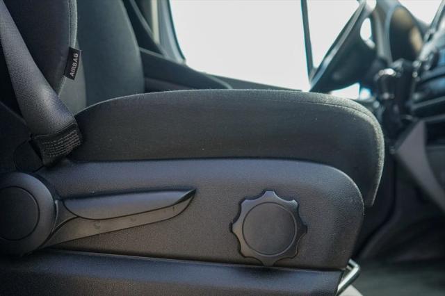 2016 Mercedes-Benz Sprinter 2500 Normal Roof