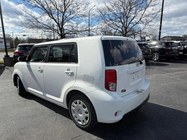 2013 Scion xB Base