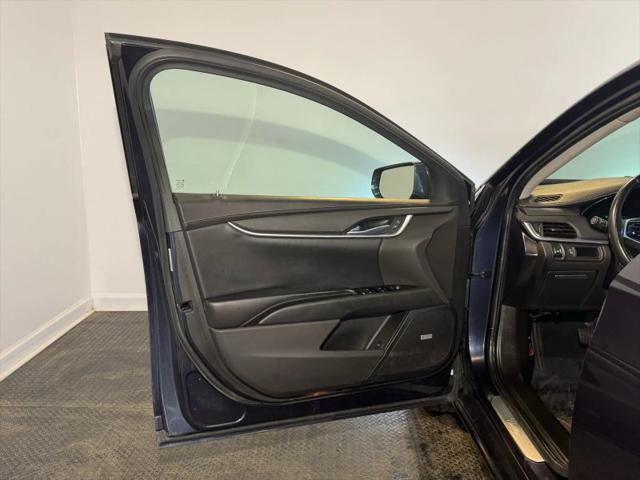 2014 Cadillac XTS Standard